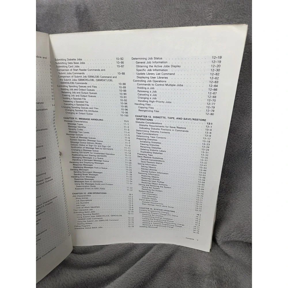 IBM Sytem/38‎  - Operator's Guide Sixth Edition 1984
